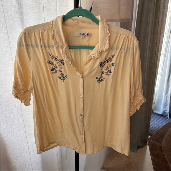 Stylish Cream Yellow Floral Embroidered Blouse with Rose Buttons by Simple Retro - Picture 1 of 3